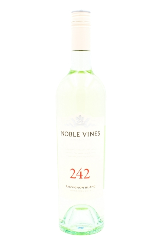NOBLE VINES  242 SAUV BLANC -750ML